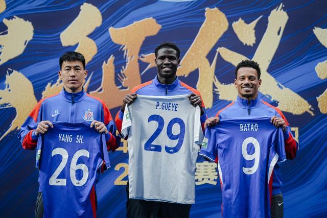 亿万28官网-最艰难的新赛季来了，吴曦和盖伊透露申花全队定了什么目标